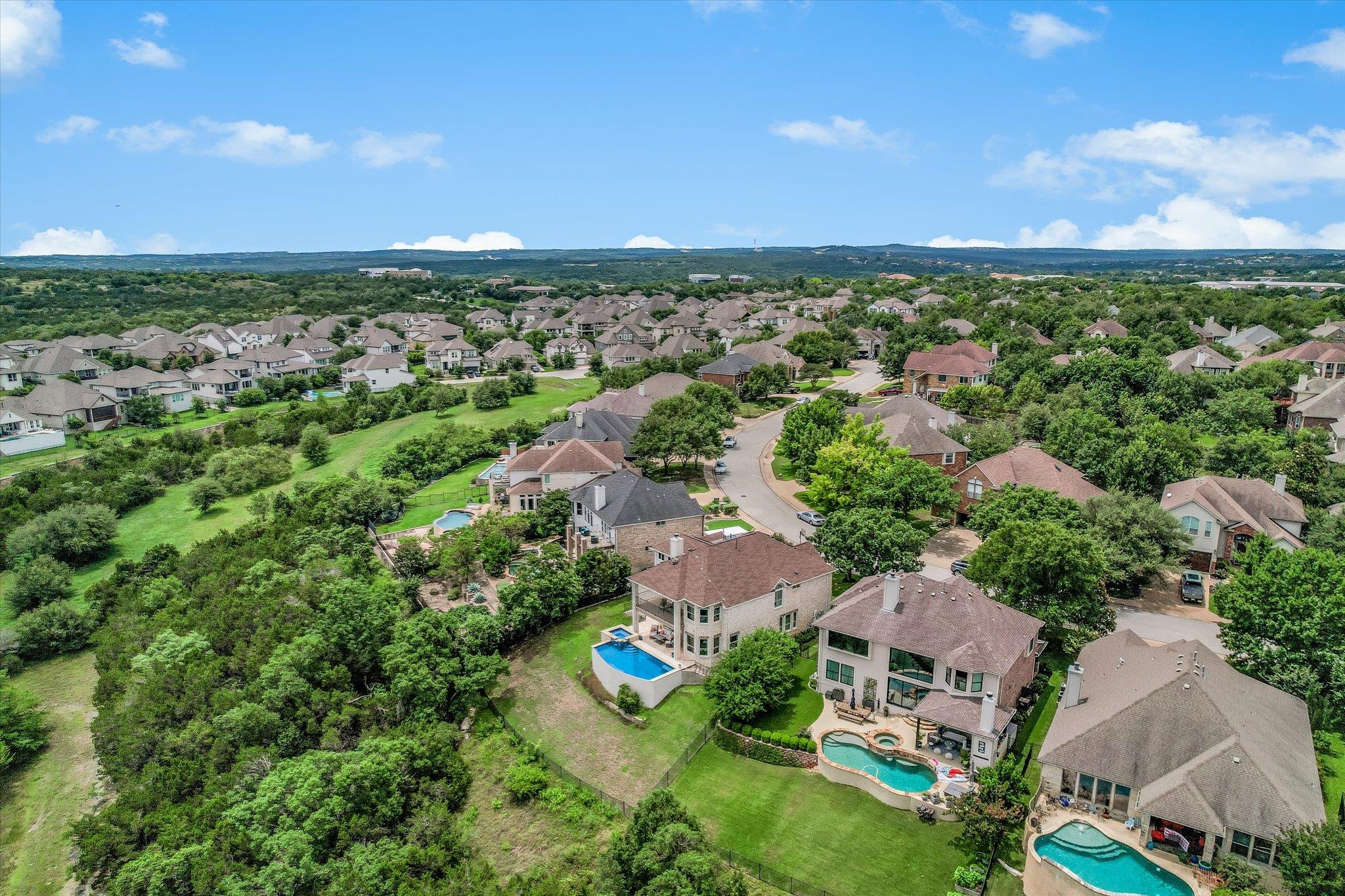 10613 Pointe View Dr, Austin, TX 78738