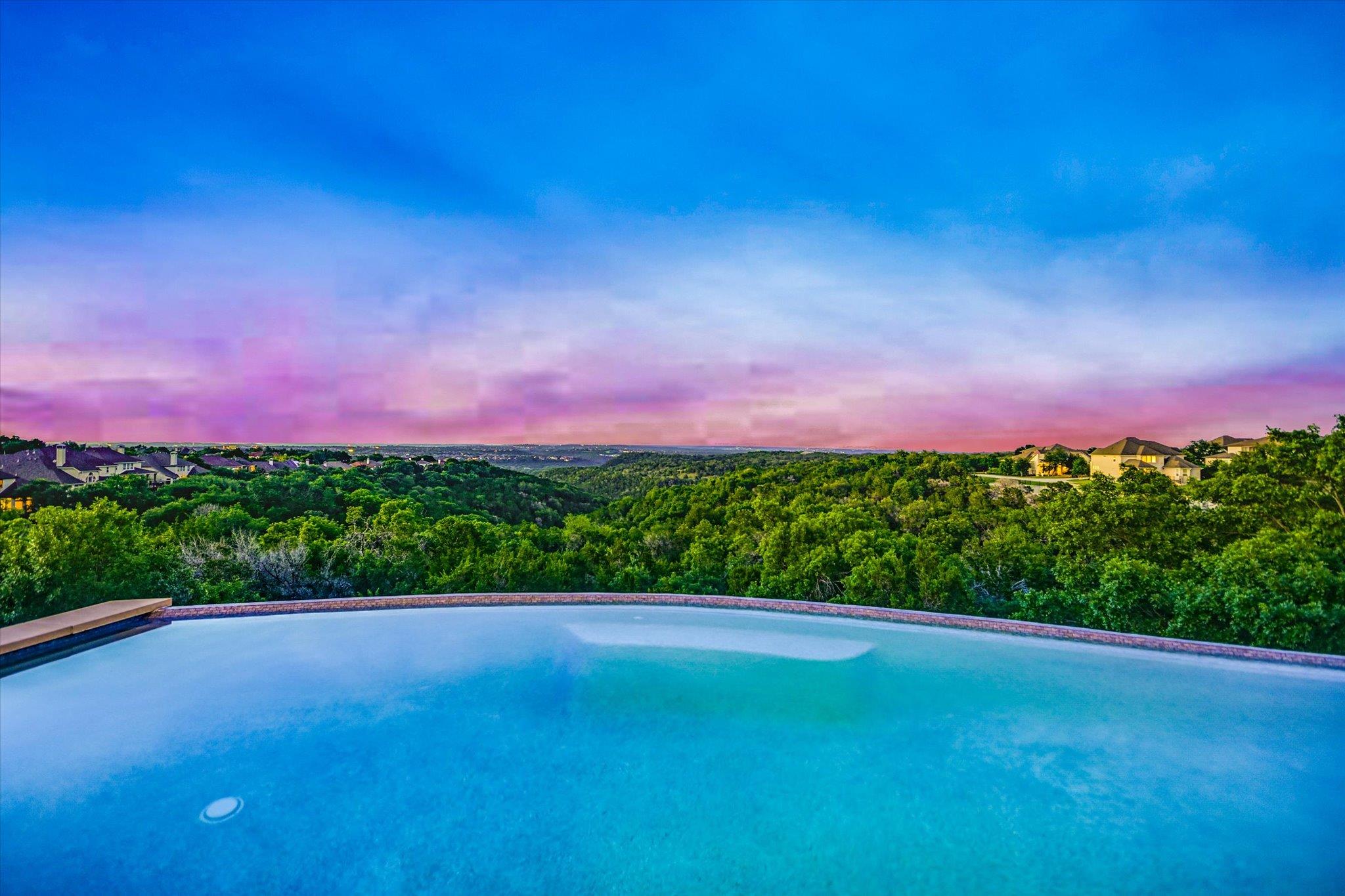 10613 Pointe View Dr, Austin, TX 78738
