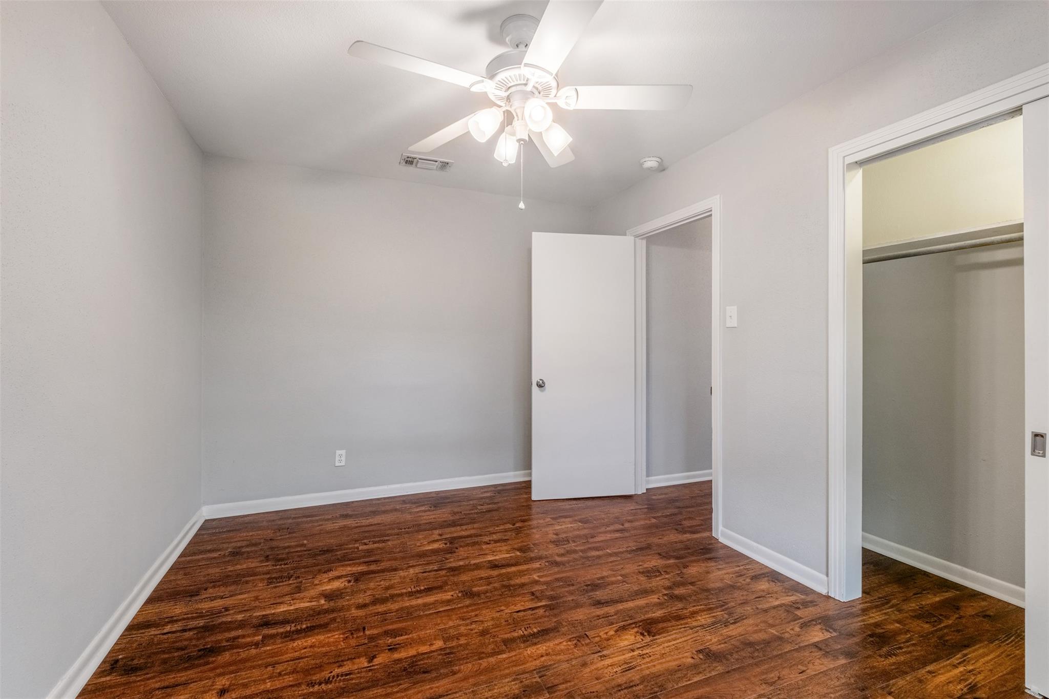 1905 W Saint Johns Ave, Austin, TX 78757