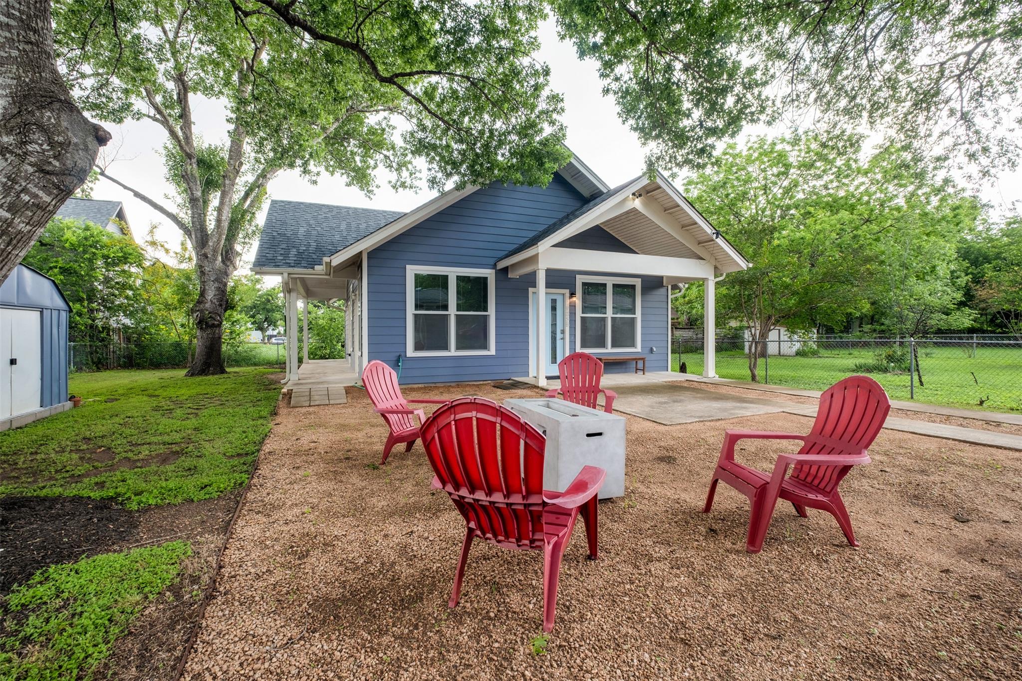1905 W Saint Johns Ave, Austin, TX 78757