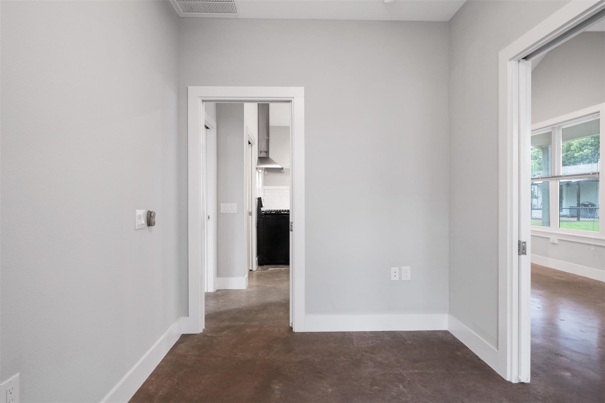 1905 W Saint Johns Ave, Austin, TX 78757