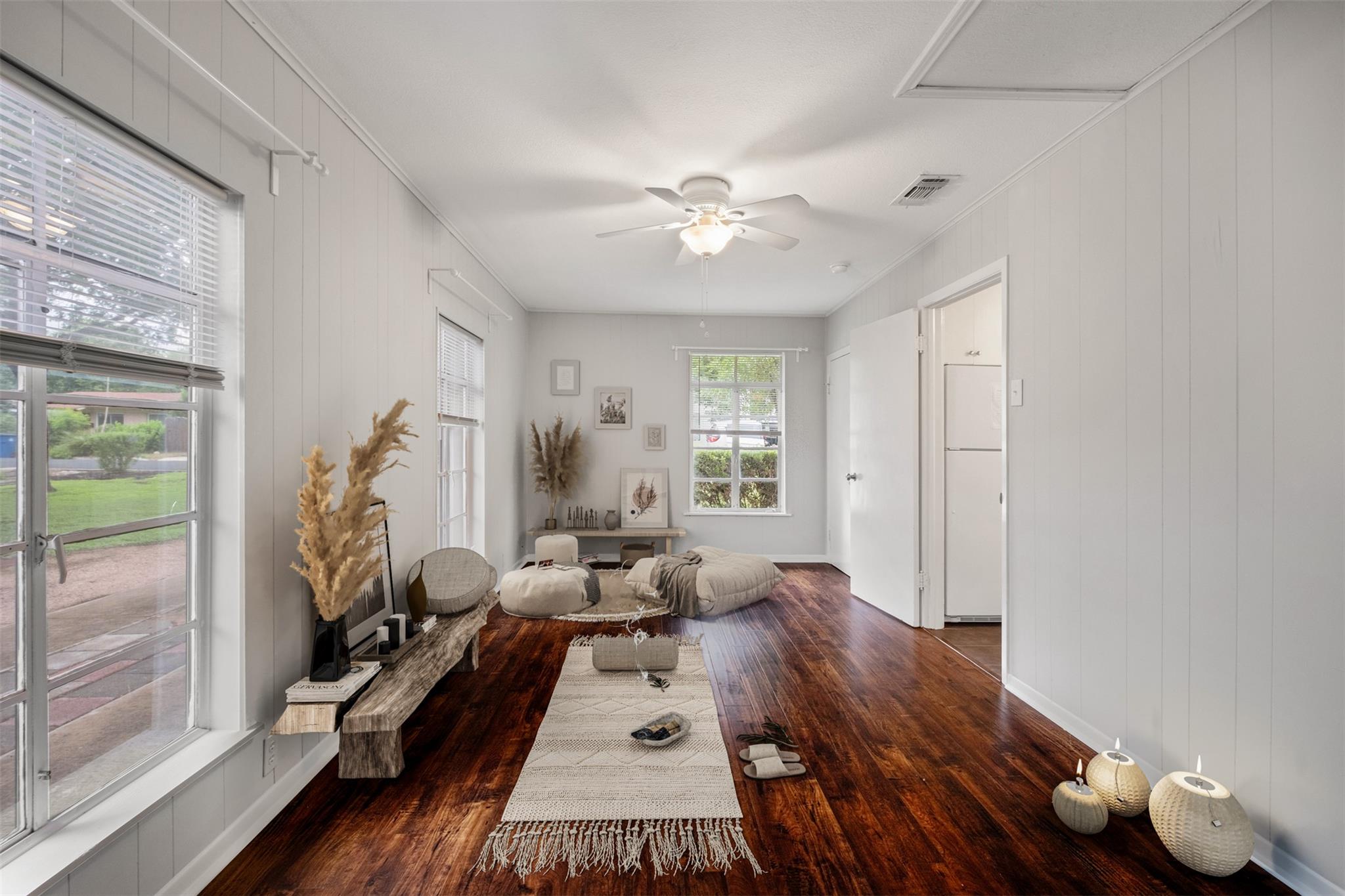 1905 W Saint Johns Ave, Austin, TX 78757