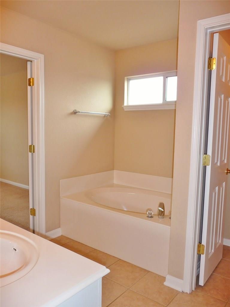 2716 Costa Azul Cv, Leander, TX 78641