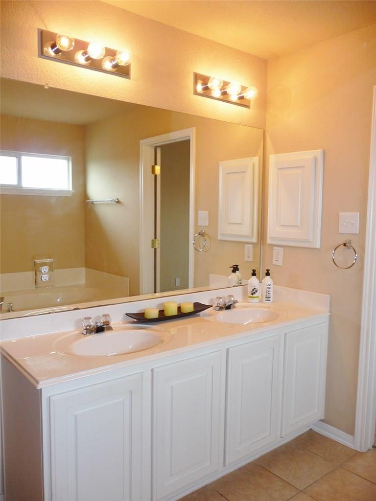 2716 Costa Azul Cv, Leander, TX 78641