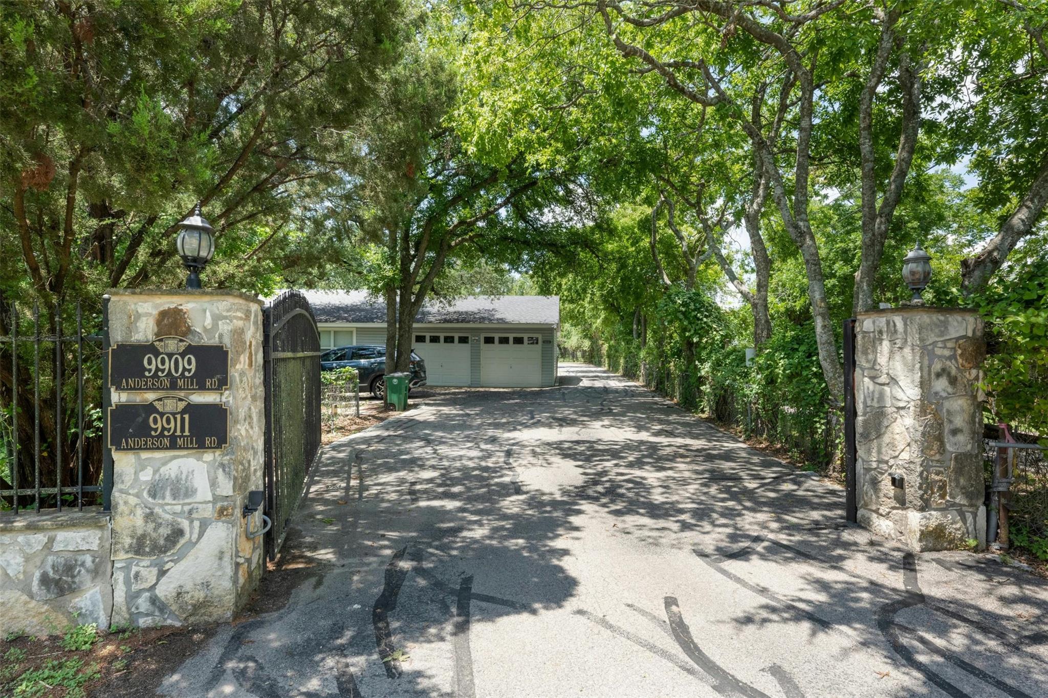 9911 Anderson Mill Rd, Austin, TX 78750
