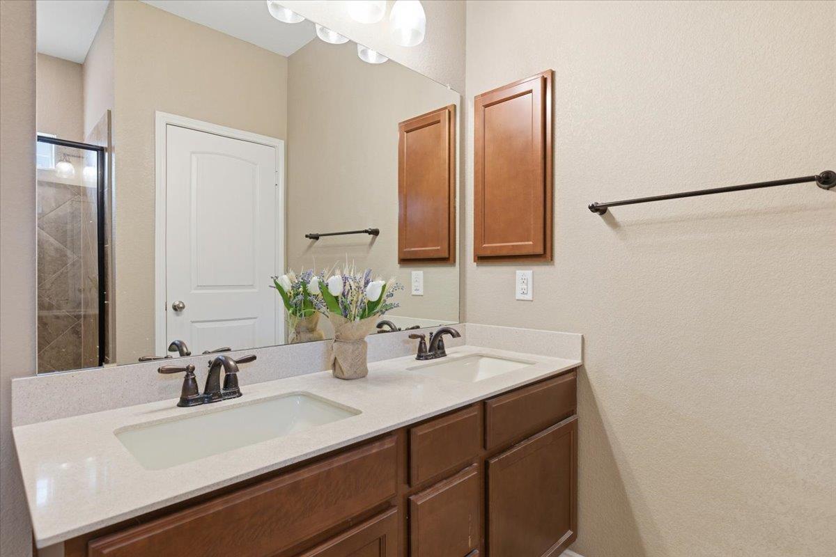 1006 Toltec Trl, Georgetown, TX 78626
