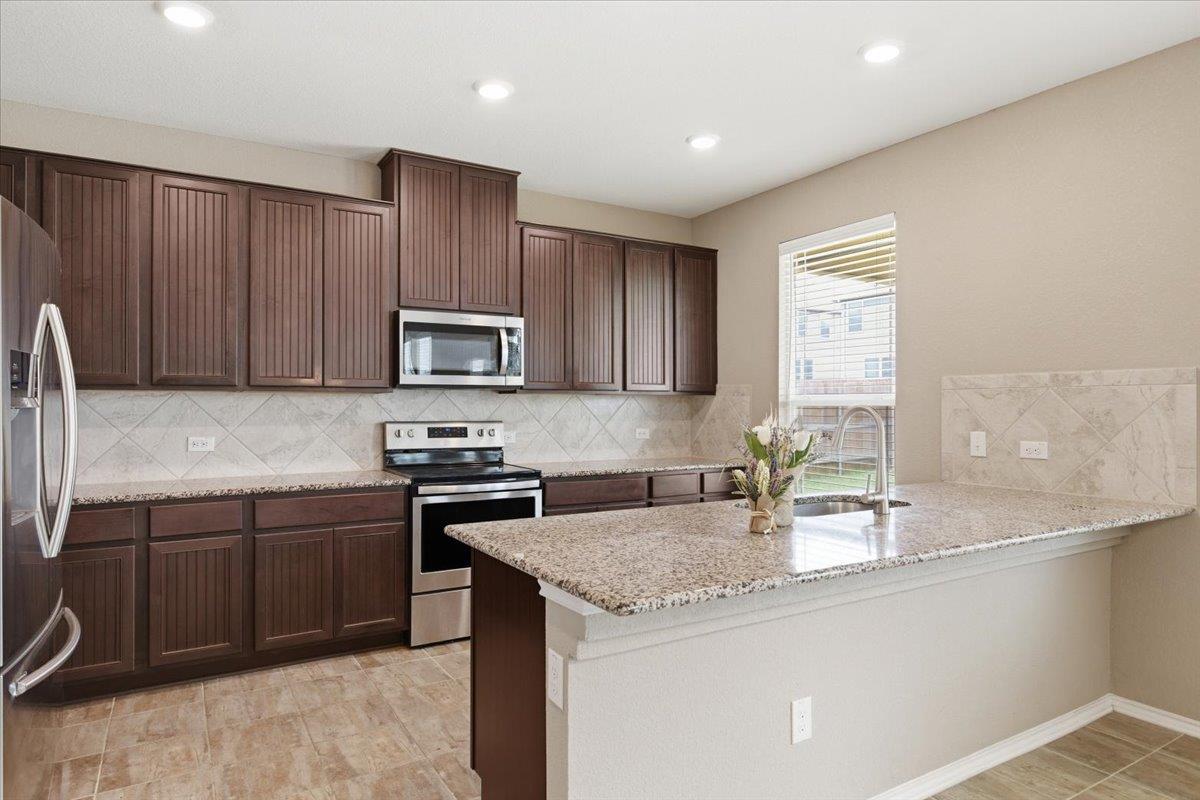 1006 Toltec Trl, Georgetown, TX 78626