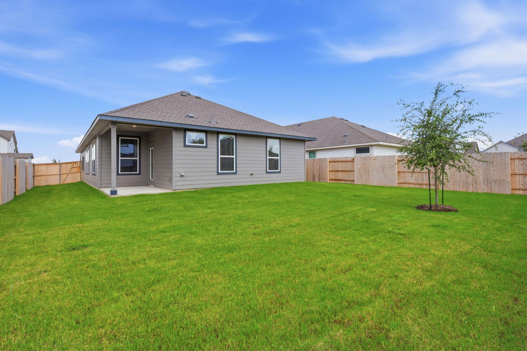 158 Paul Pena Dr, San Marcos, TX 78666