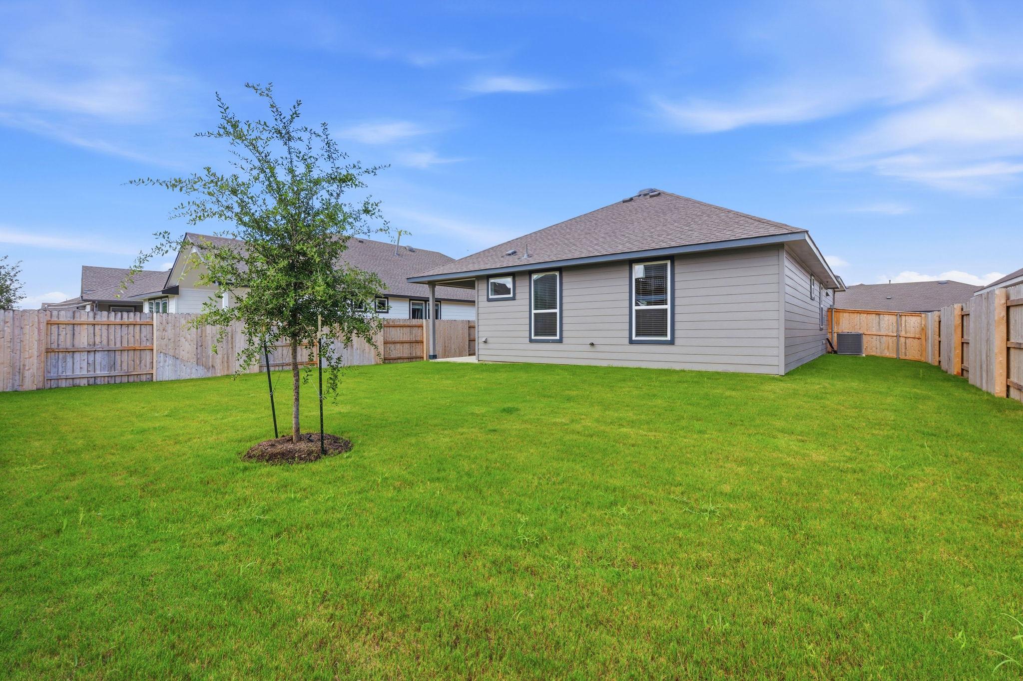 158 Paul Pena Dr, San Marcos, TX 78666