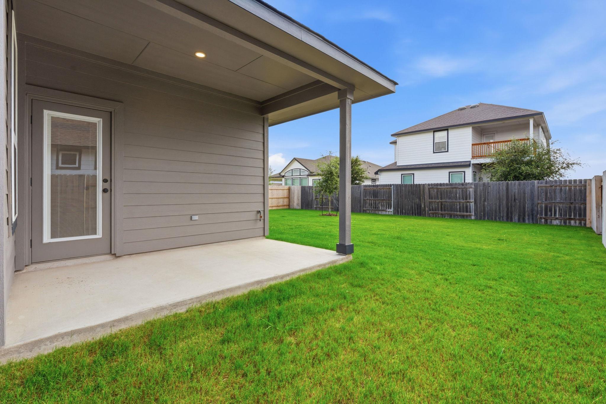 158 Paul Pena Dr, San Marcos, TX 78666
