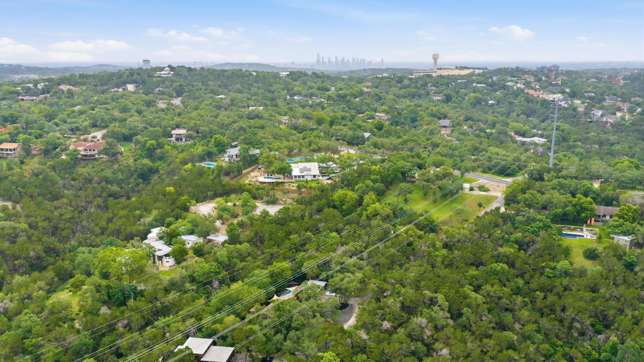 1004 Jousting Pl, Austin, TX 78746