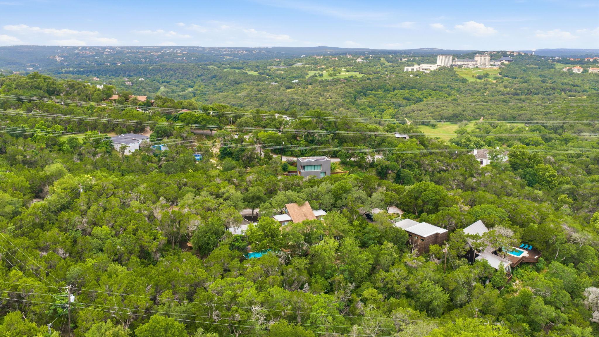 1004 Jousting Pl, Austin, TX 78746