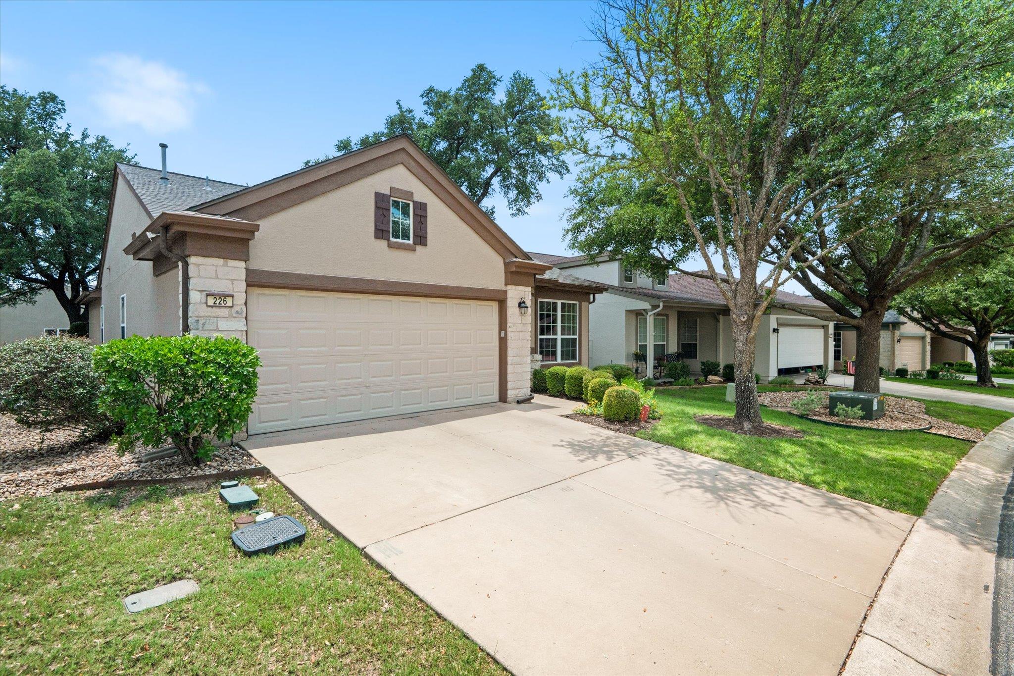 226 Winter Dr, Georgetown, TX 78633