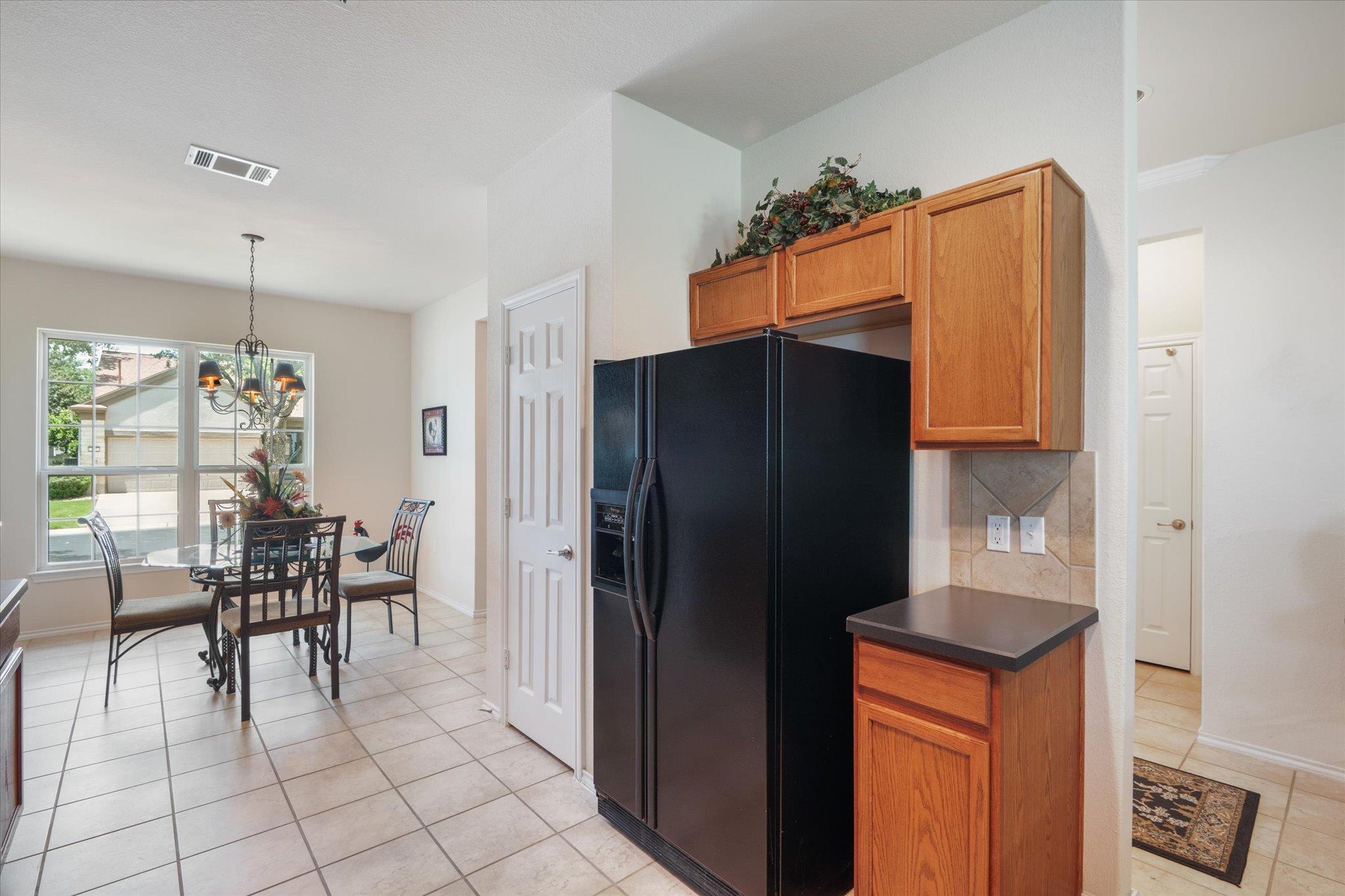 226 Winter Dr, Georgetown, TX 78633