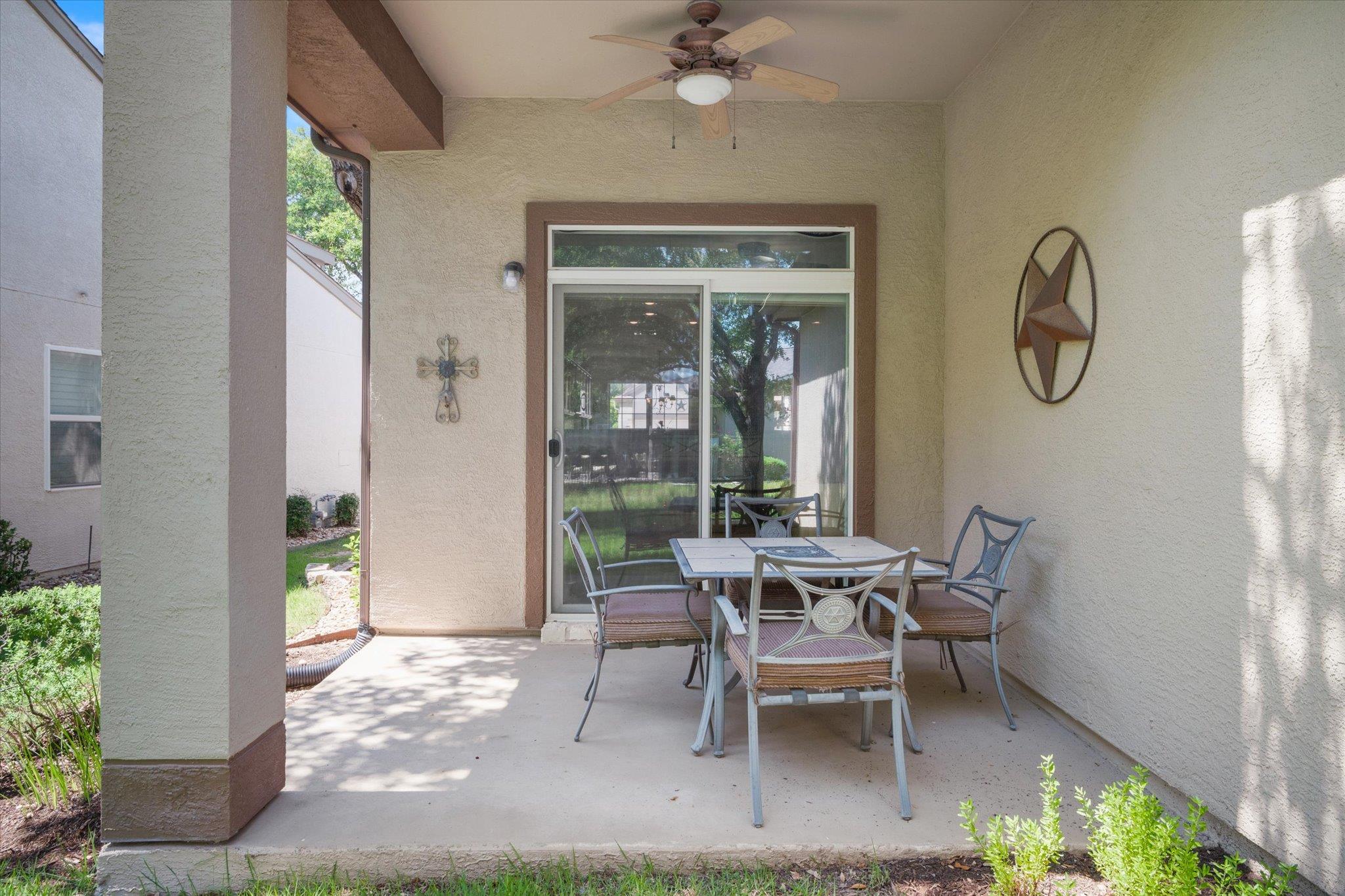 226 Winter Dr, Georgetown, TX 78633