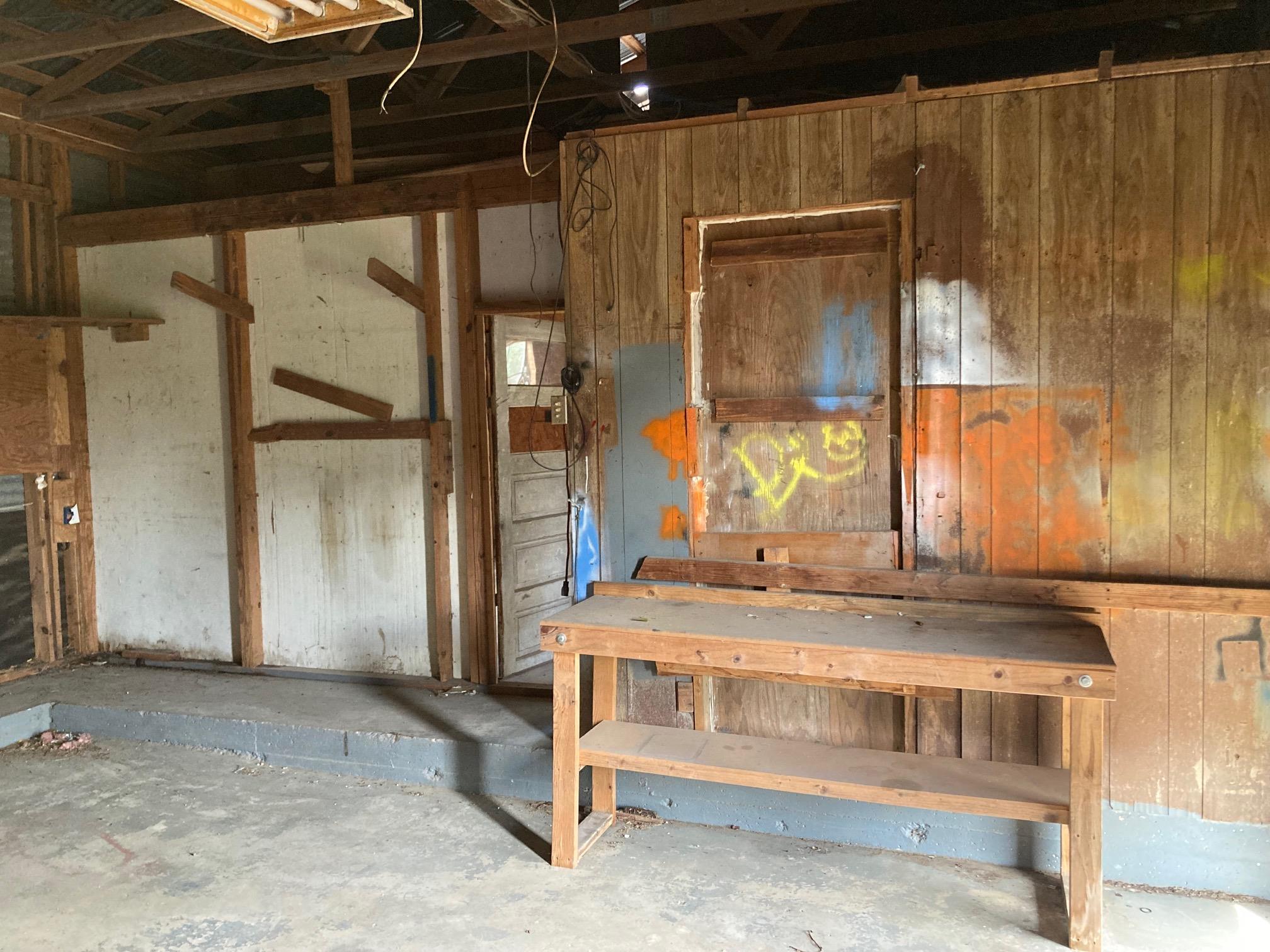 1050 Harmon Hills Rd, Dripping Springs, TX 78620
