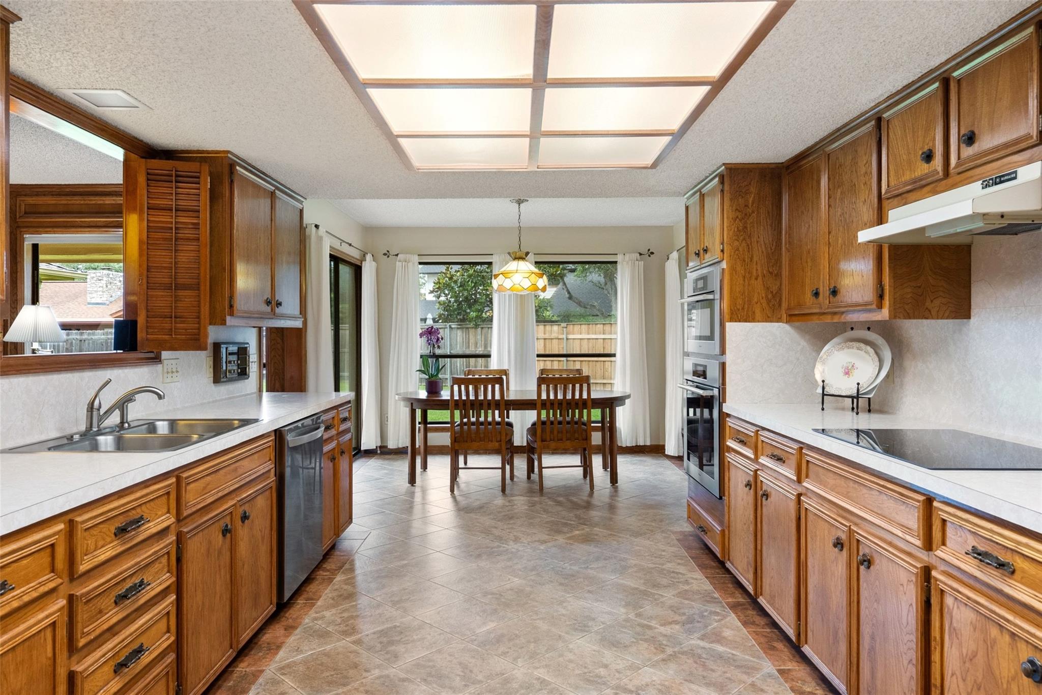 1409 Thaddeus Cv, Austin, TX 78746
