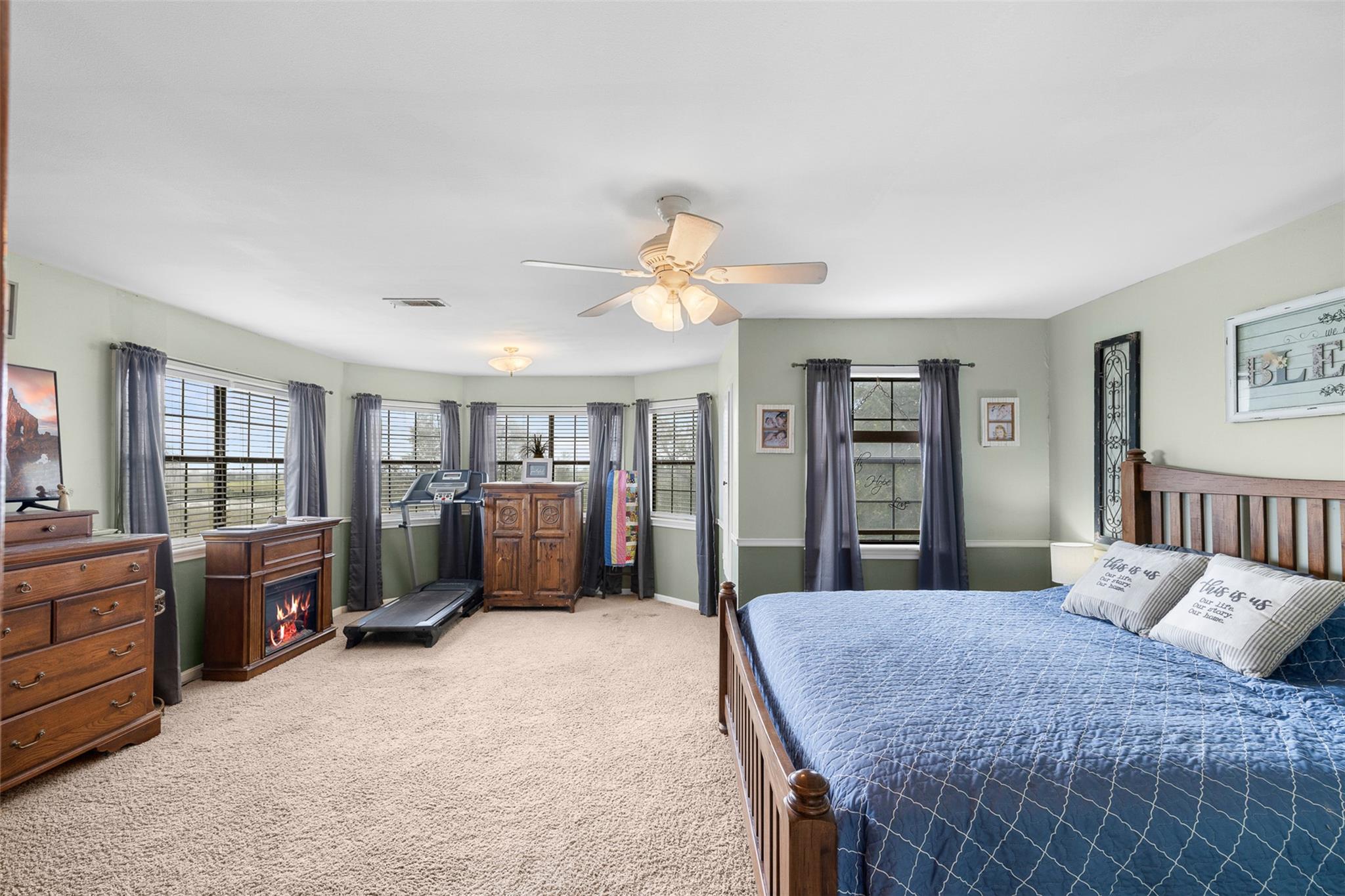 1347 County Road 426, Dime Box, TX 77853