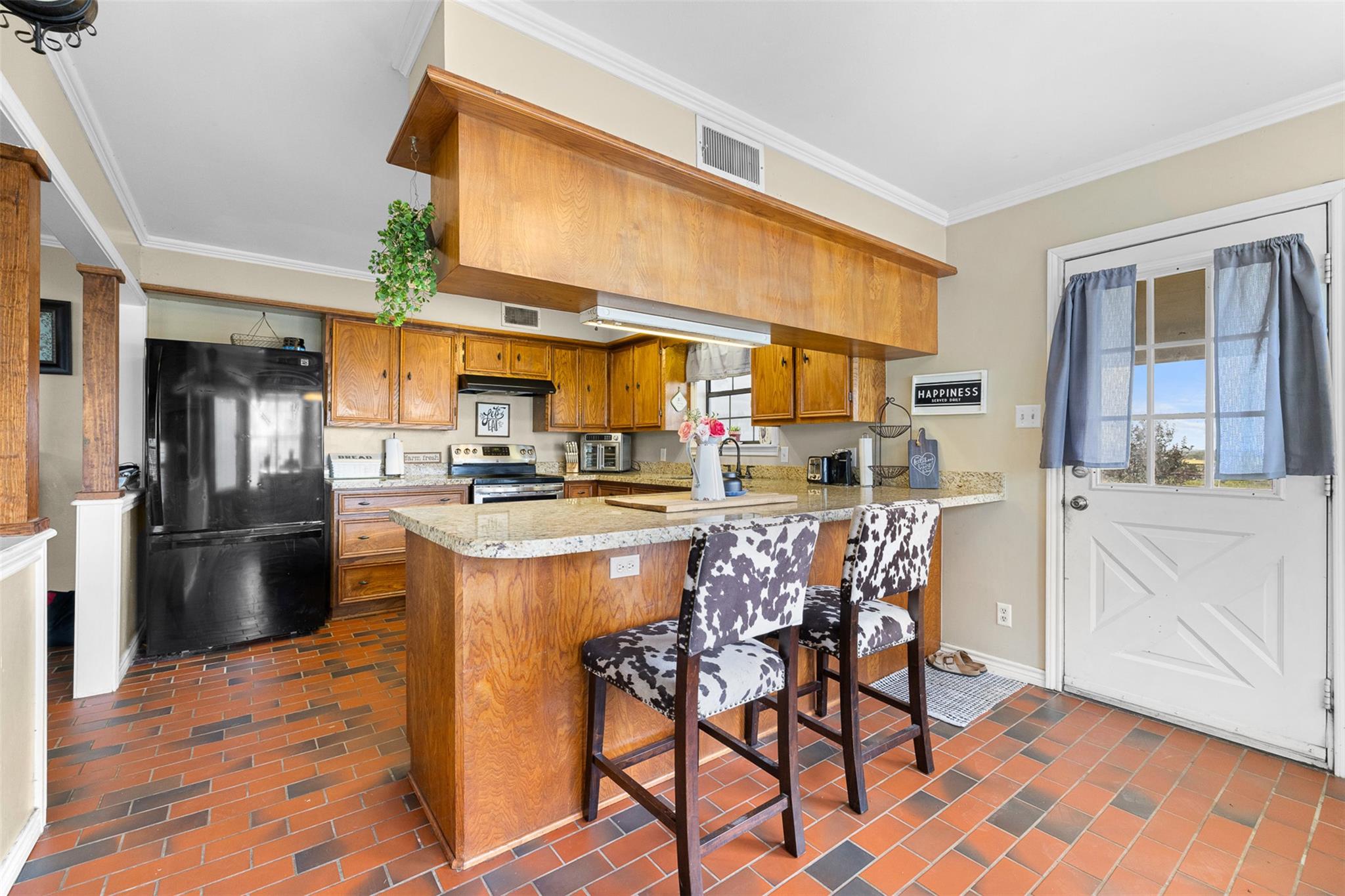 1347 County Road 426, Dime Box, TX 77853