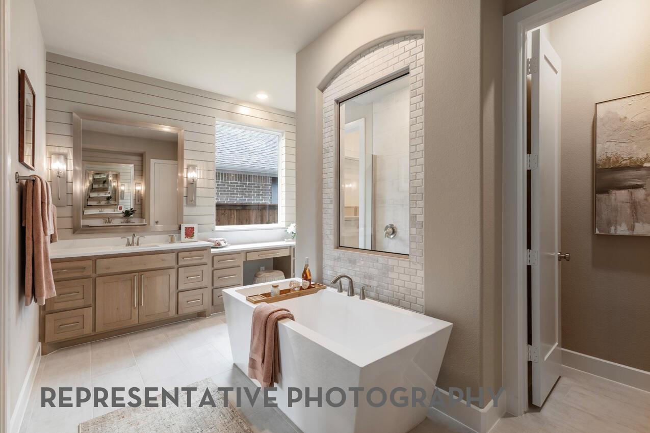 177 Farmer Brook Ln, Kyle, TX 78640