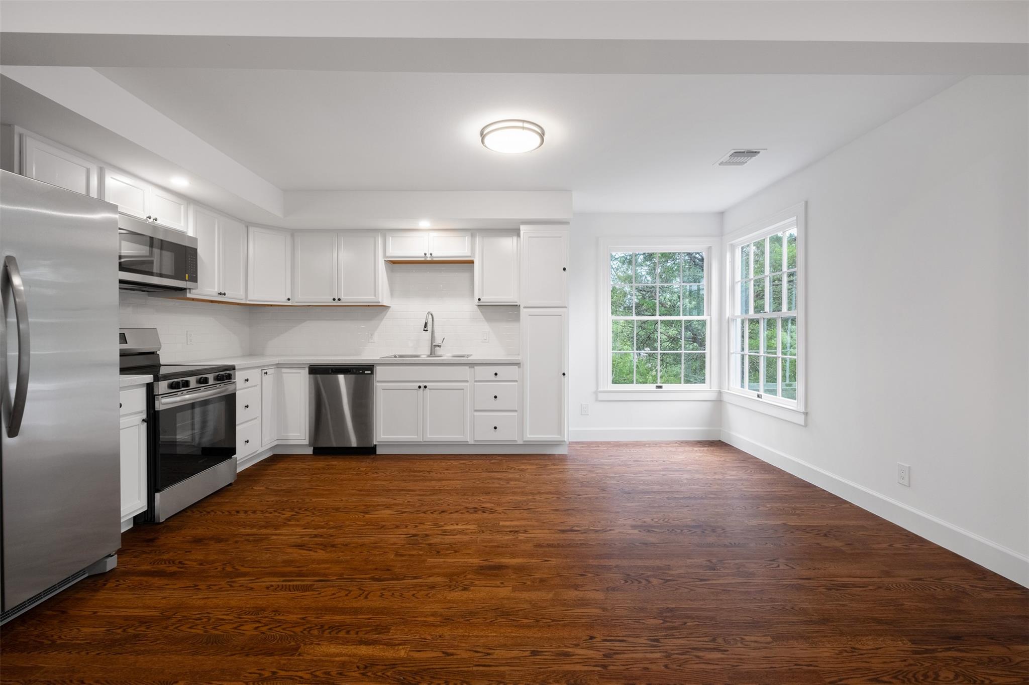 251 Foothill Rd, Bastrop, TX 78602