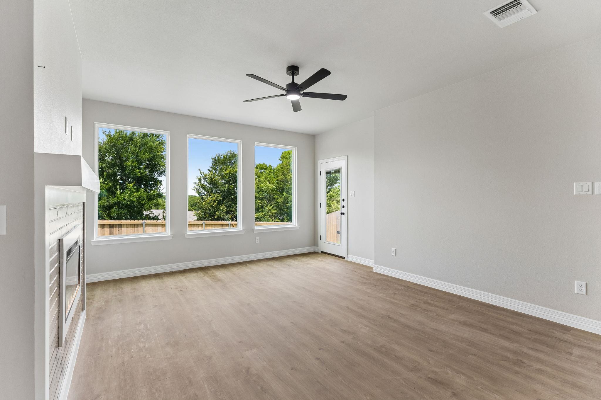 1307 Lone Pine Way, Killeen, TX 76543