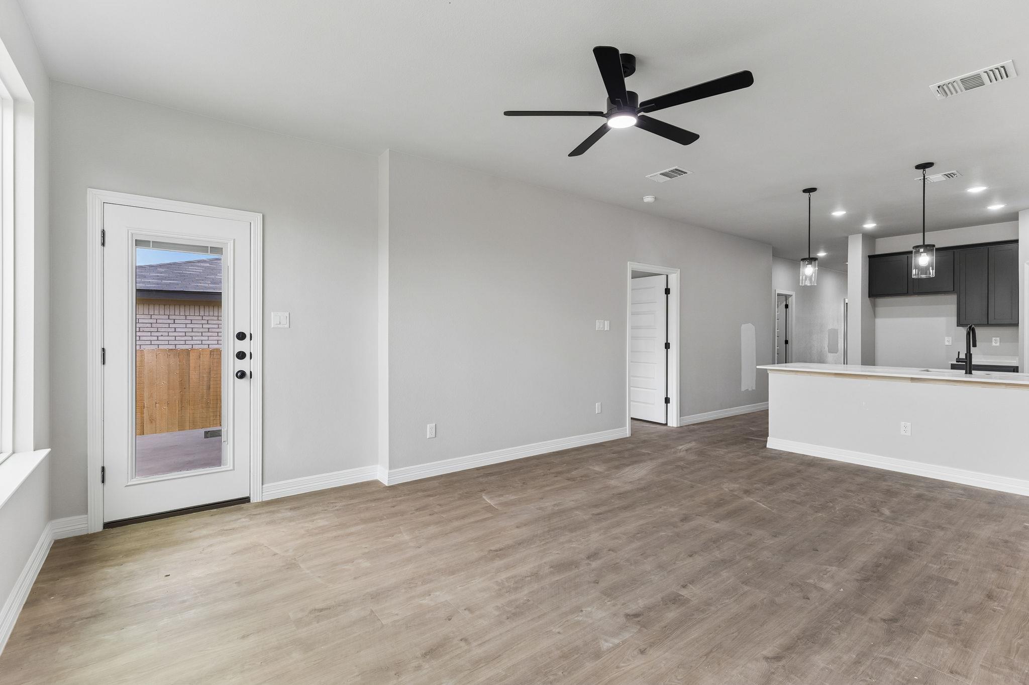 1307 Lone Pine Way, Killeen, TX 76543
