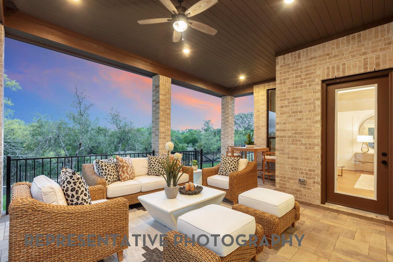 429 Tinctoria Creek Dr, Kyle, TX 78640