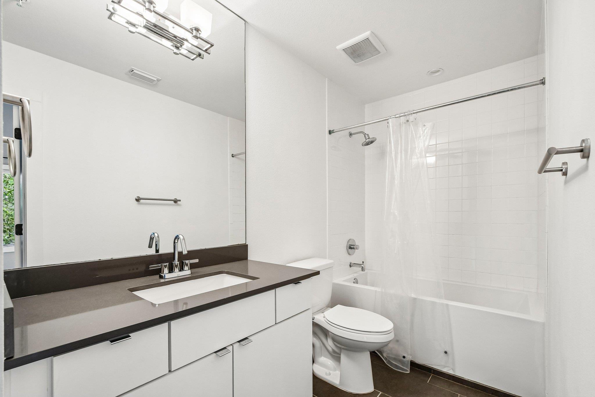 1931 E 38th 1/2 St # 3-2, Austin, TX 78723