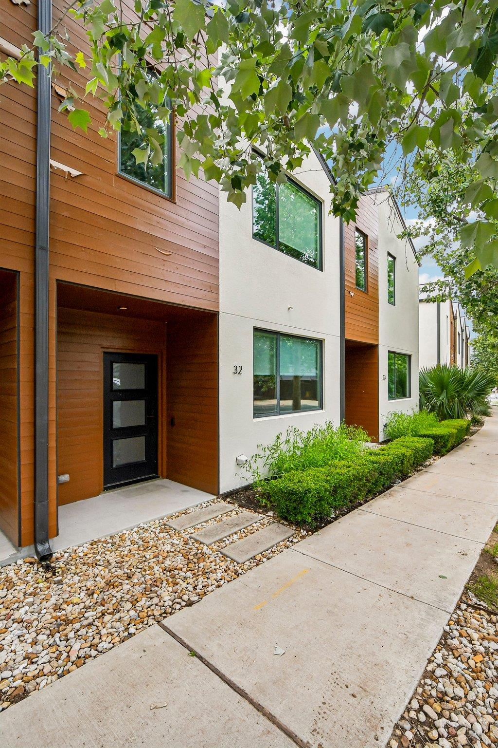 1931 E 38th 1/2 St # 3-2, Austin, TX 78723