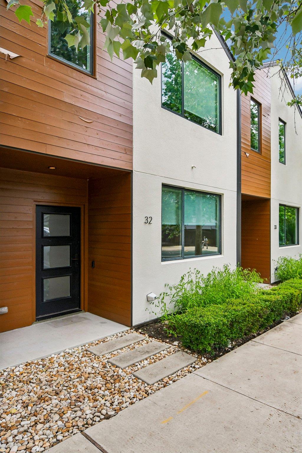 1931 E 38th 1/2 St # 3-2, Austin, TX 78723