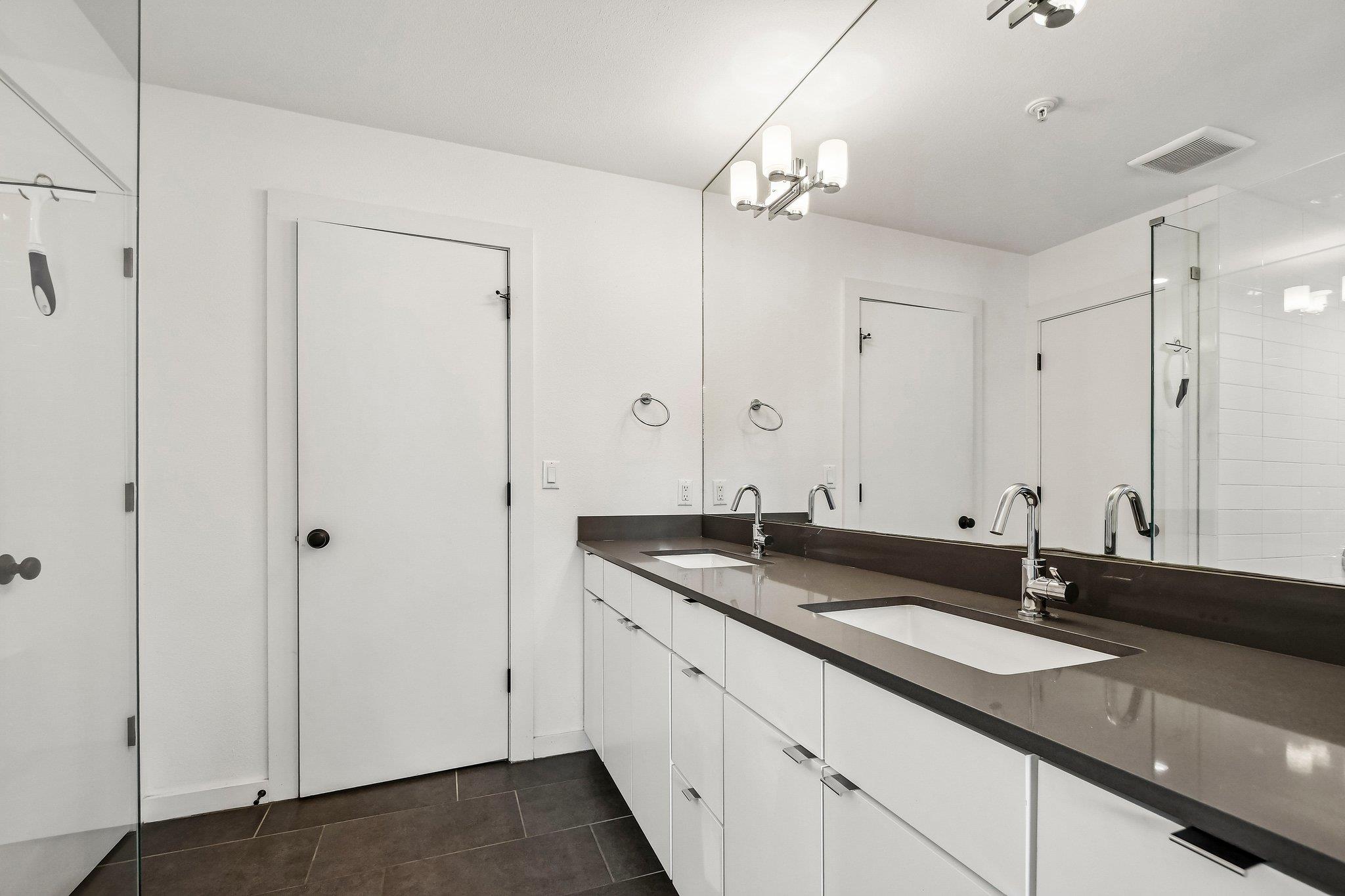 1931 E 38th 1/2 St # 3-2, Austin, TX 78723