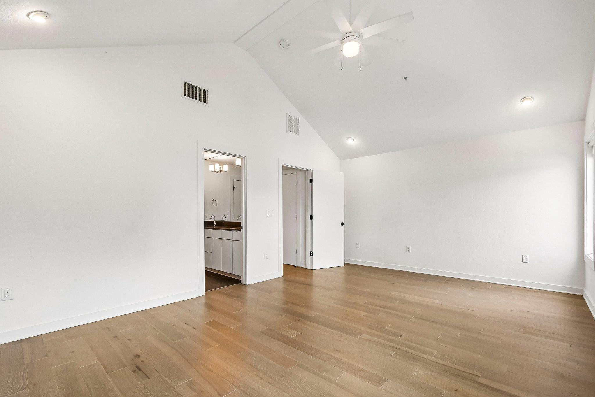 1931 E 38th 1/2 St # 3-2, Austin, TX 78723
