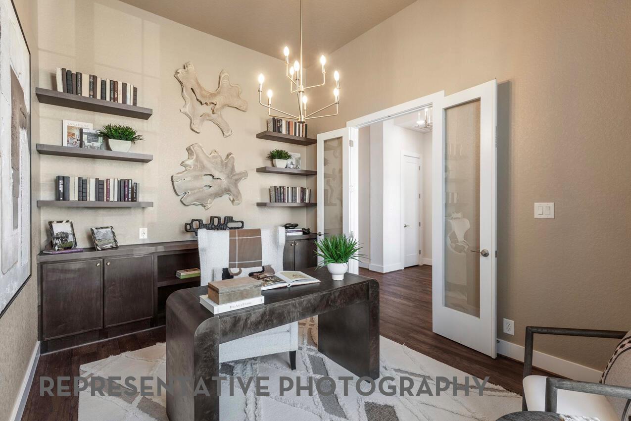 370 Tinctoria Creek Dr, Kyle, TX 78640