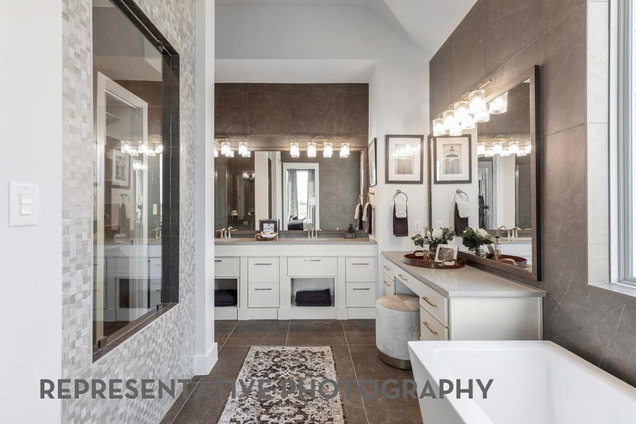 370 Tinctoria Creek Dr, Kyle, TX 78640