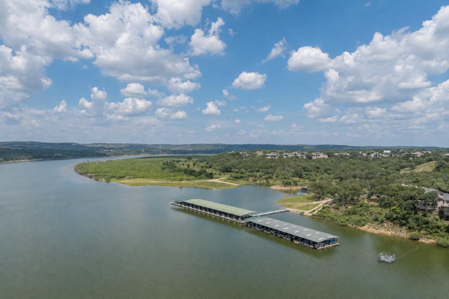 828 Wesley Ridge Dr, Spicewood, TX 78669