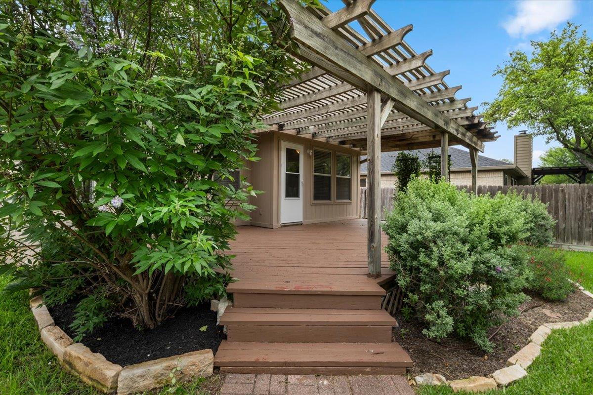1802 Hollow Ridge Dr, Cedar Park, TX 78613