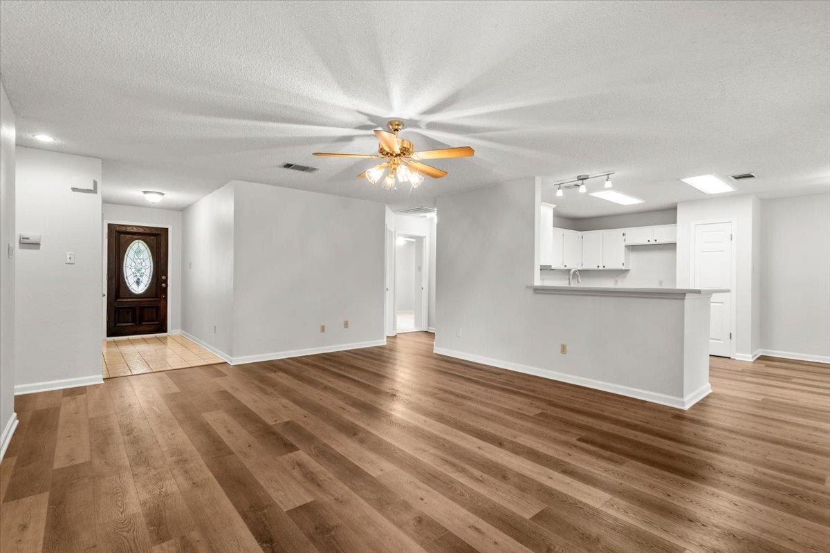 1802 Hollow Ridge Dr, Cedar Park, TX 78613