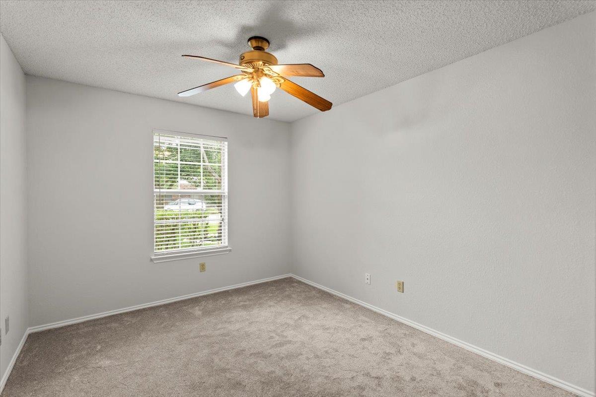1802 Hollow Ridge Dr, Cedar Park, TX 78613