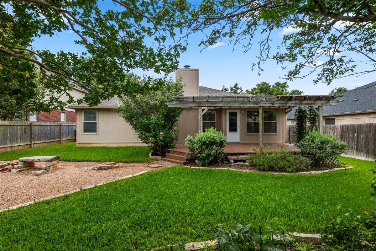 1802 Hollow Ridge Dr, Cedar Park, TX 78613