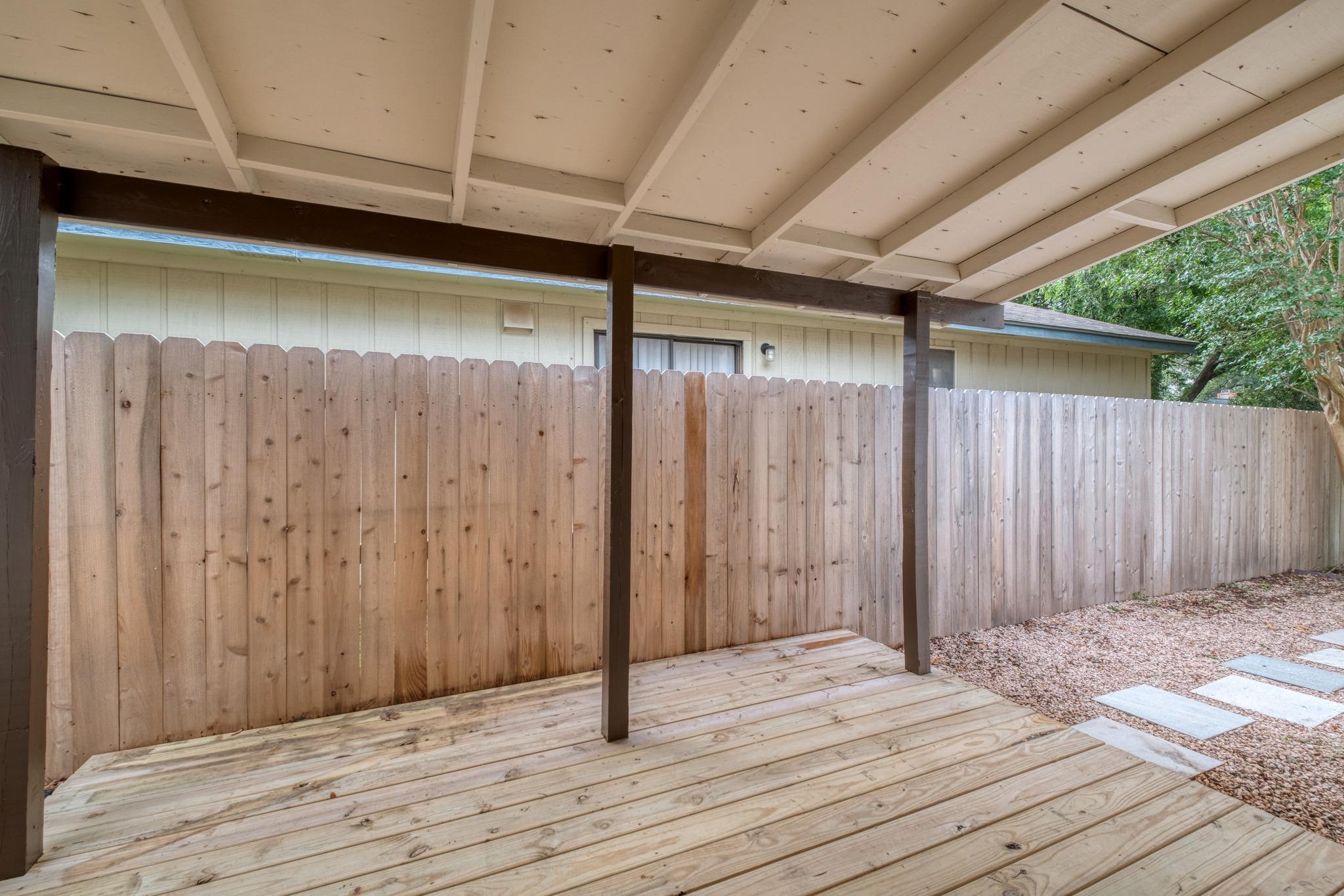905 Wickfield Ln, Austin, TX 78753