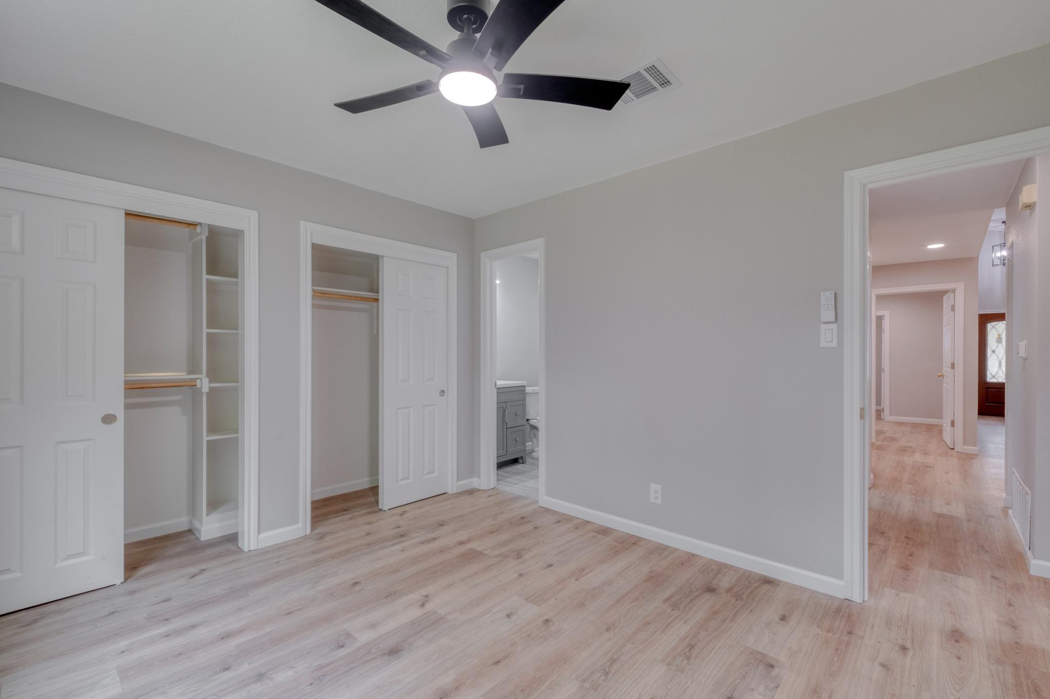 905 Wickfield Ln, Austin, TX 78753