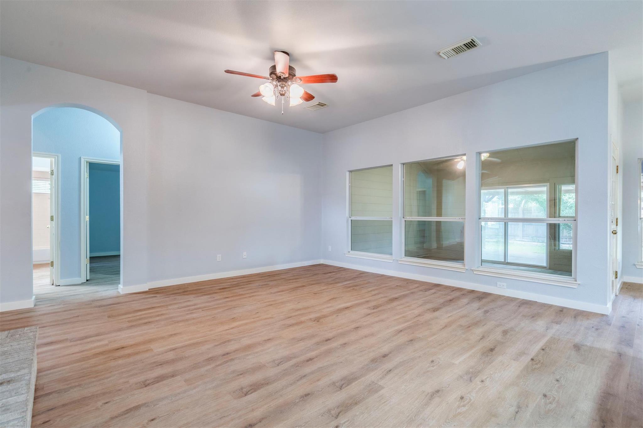 2102 Chincho Dr, Pflugerville, TX 78660