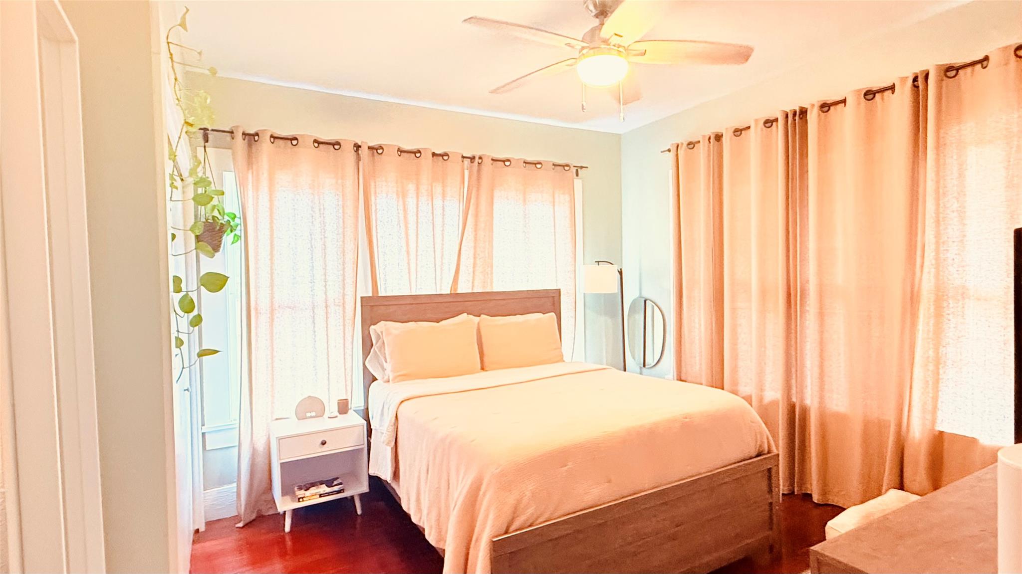 307 E 35th St # A, Austin, TX 78705