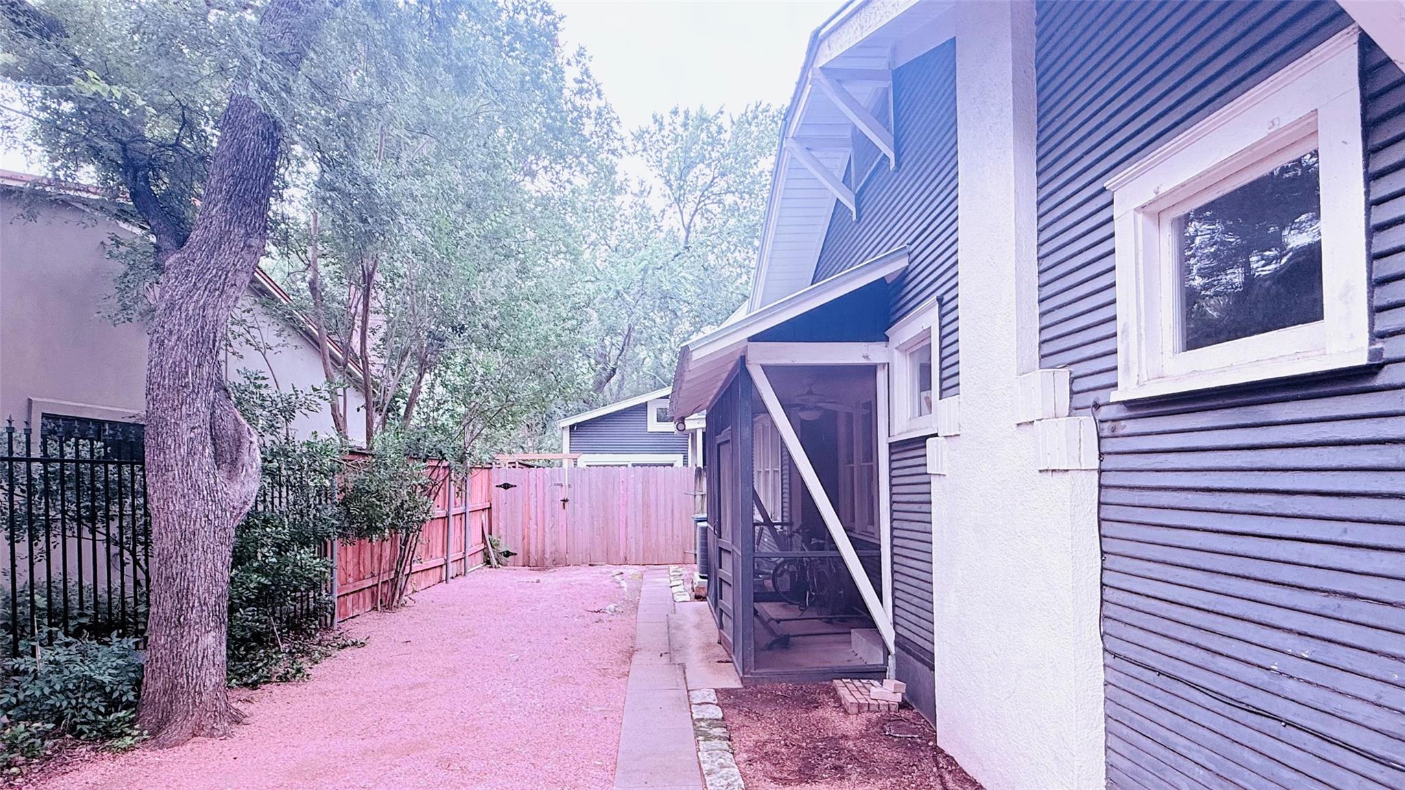 307 E 35th St # A, Austin, TX 78705
