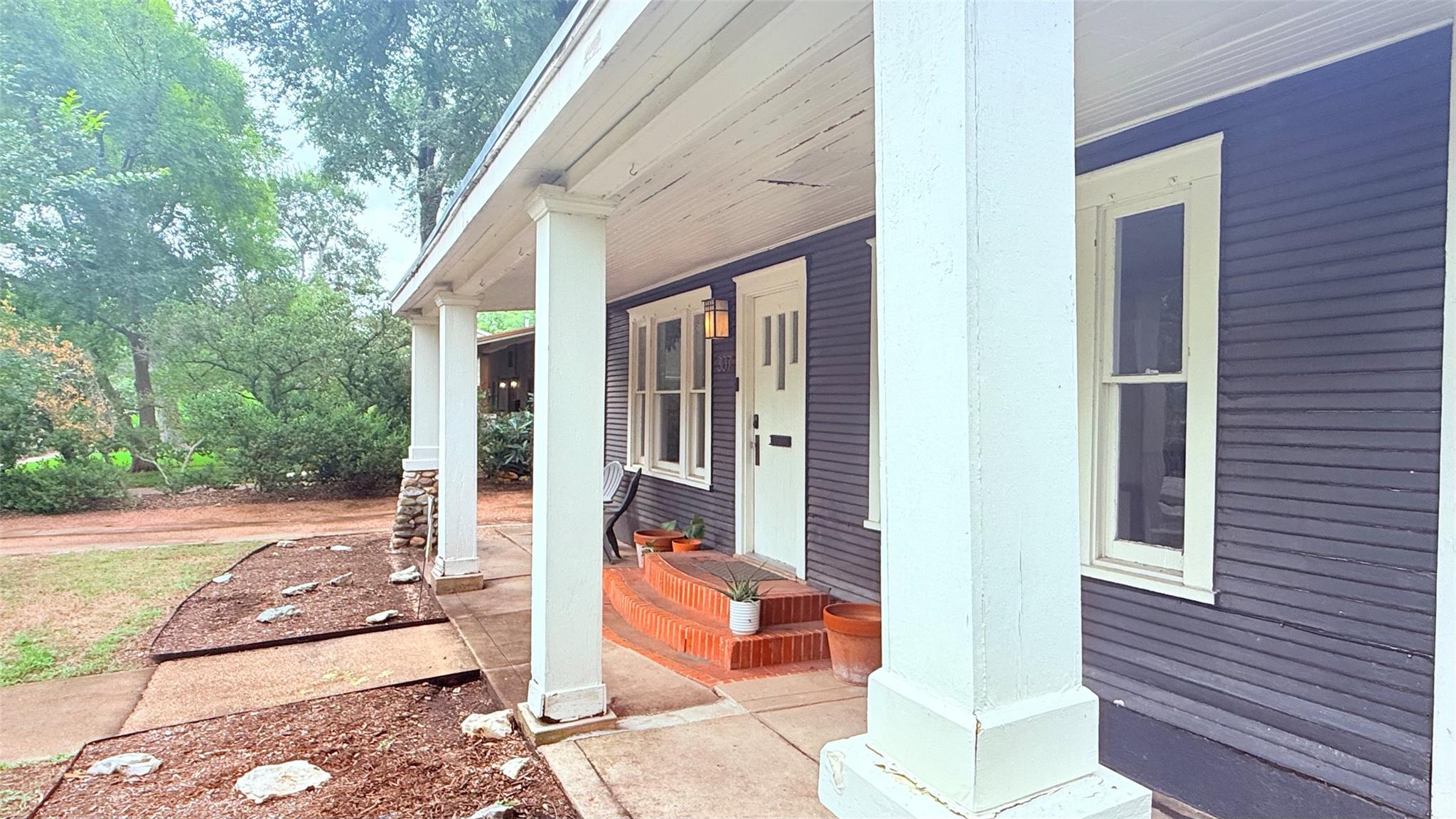 307 E 35th St # A, Austin, TX 78705