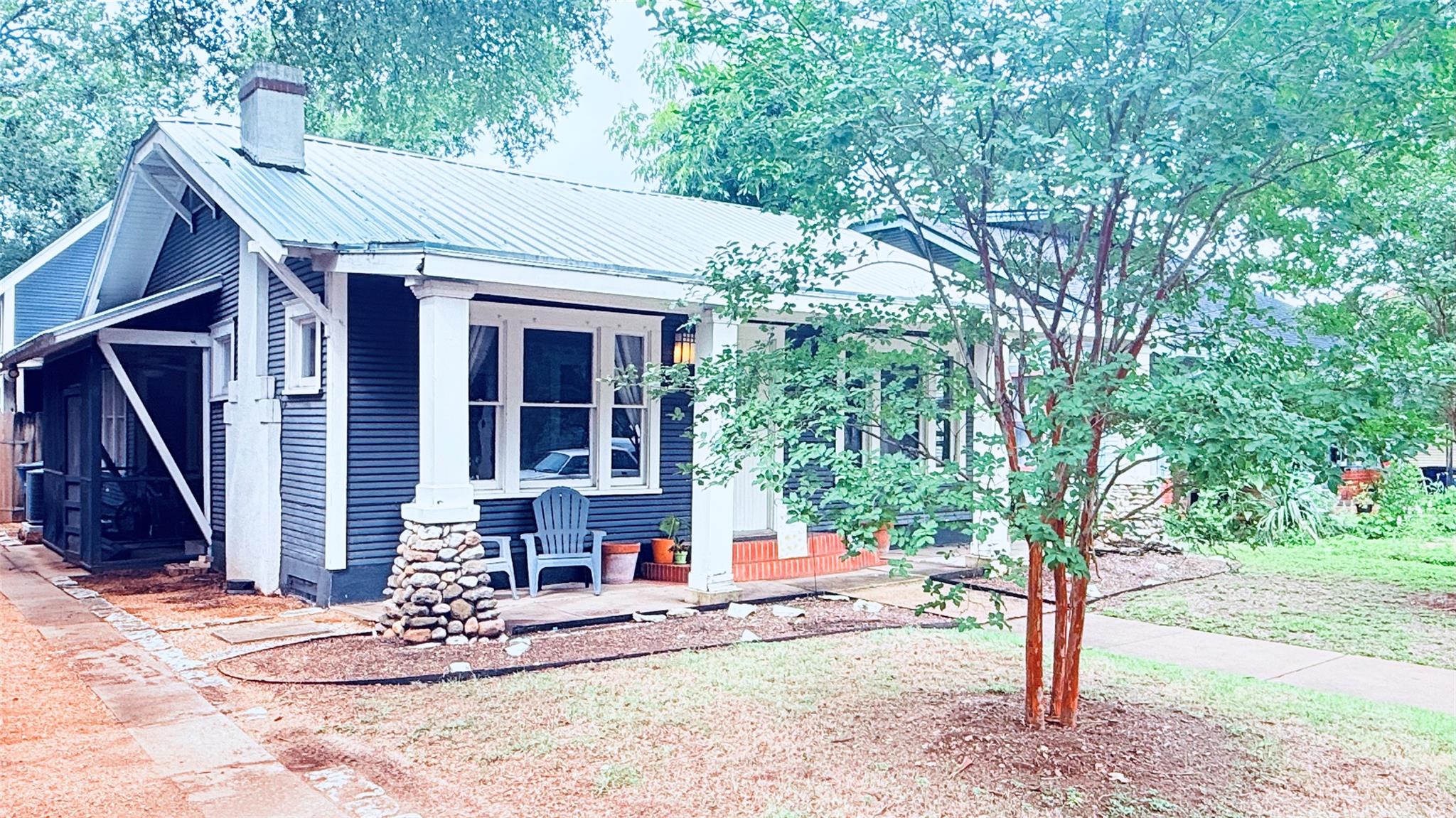 307 E 35th St # A, Austin, TX 78705