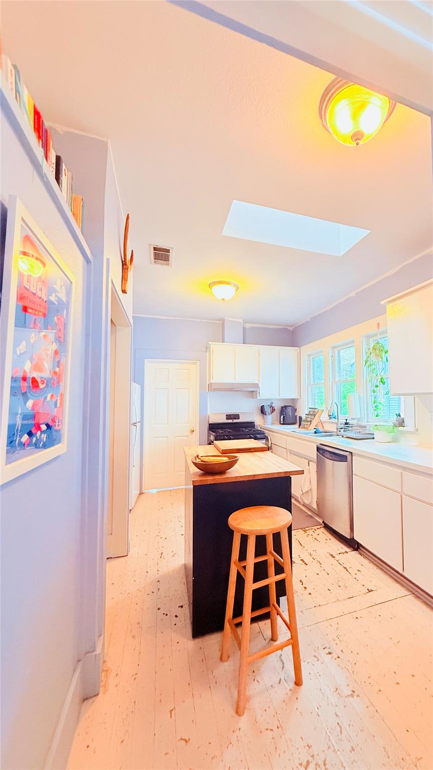 307 E 35th St # A, Austin, TX 78705