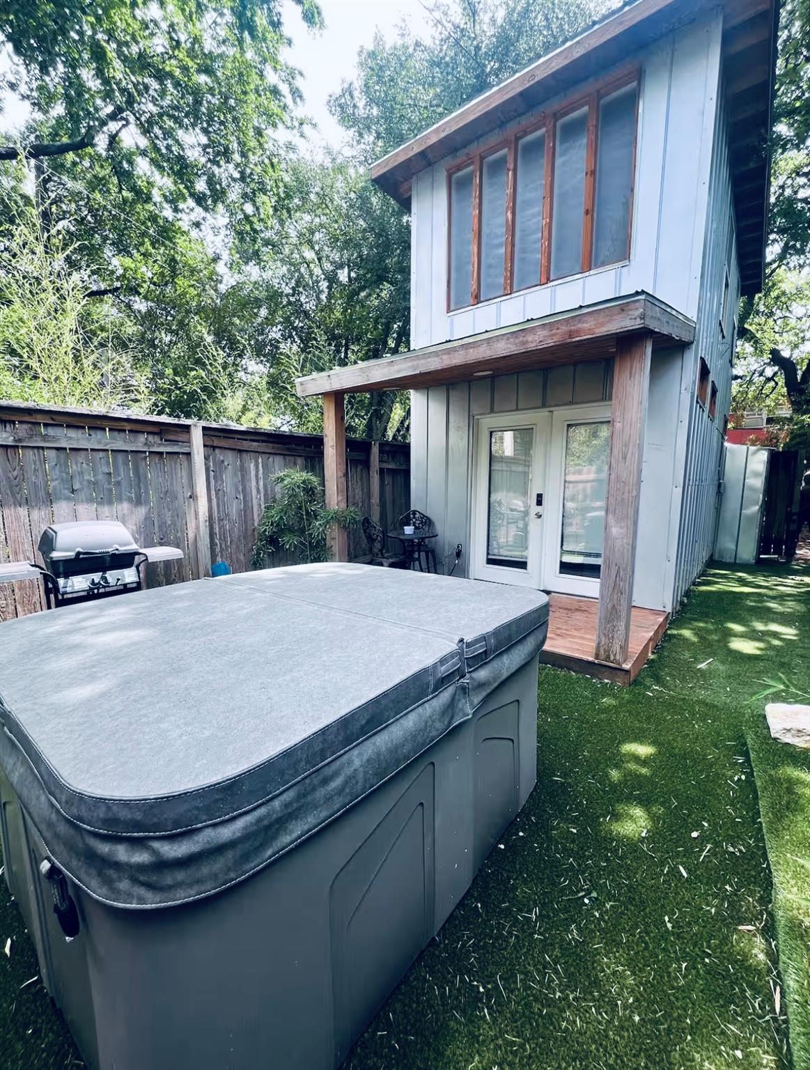 307 E 35th St # A, Austin, TX 78705
