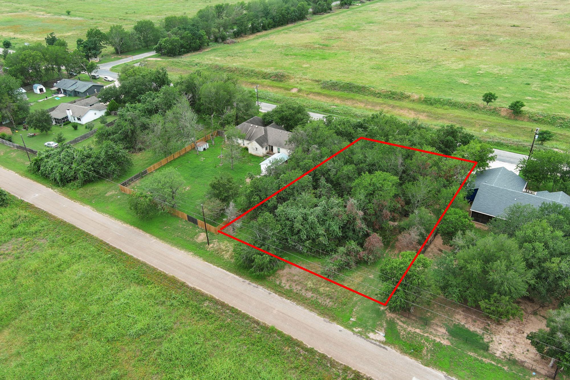 1331 Lovers Ln, Bastrop, TX 78602